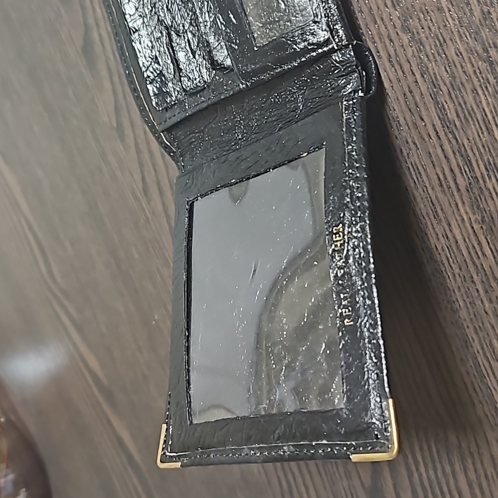 Real Leather, Wallet - Picture 5 of 6